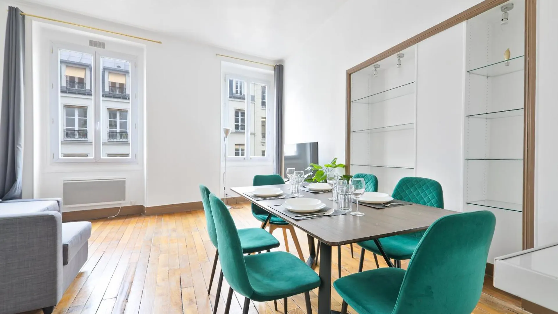 Quartier Champs-elysees Free Netflix * Paris